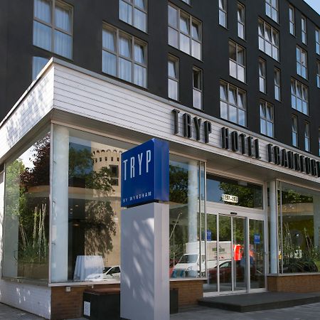 Tryp By Wyndham Frankfurt Hotell Frankfurt am Main Exteriör bild
