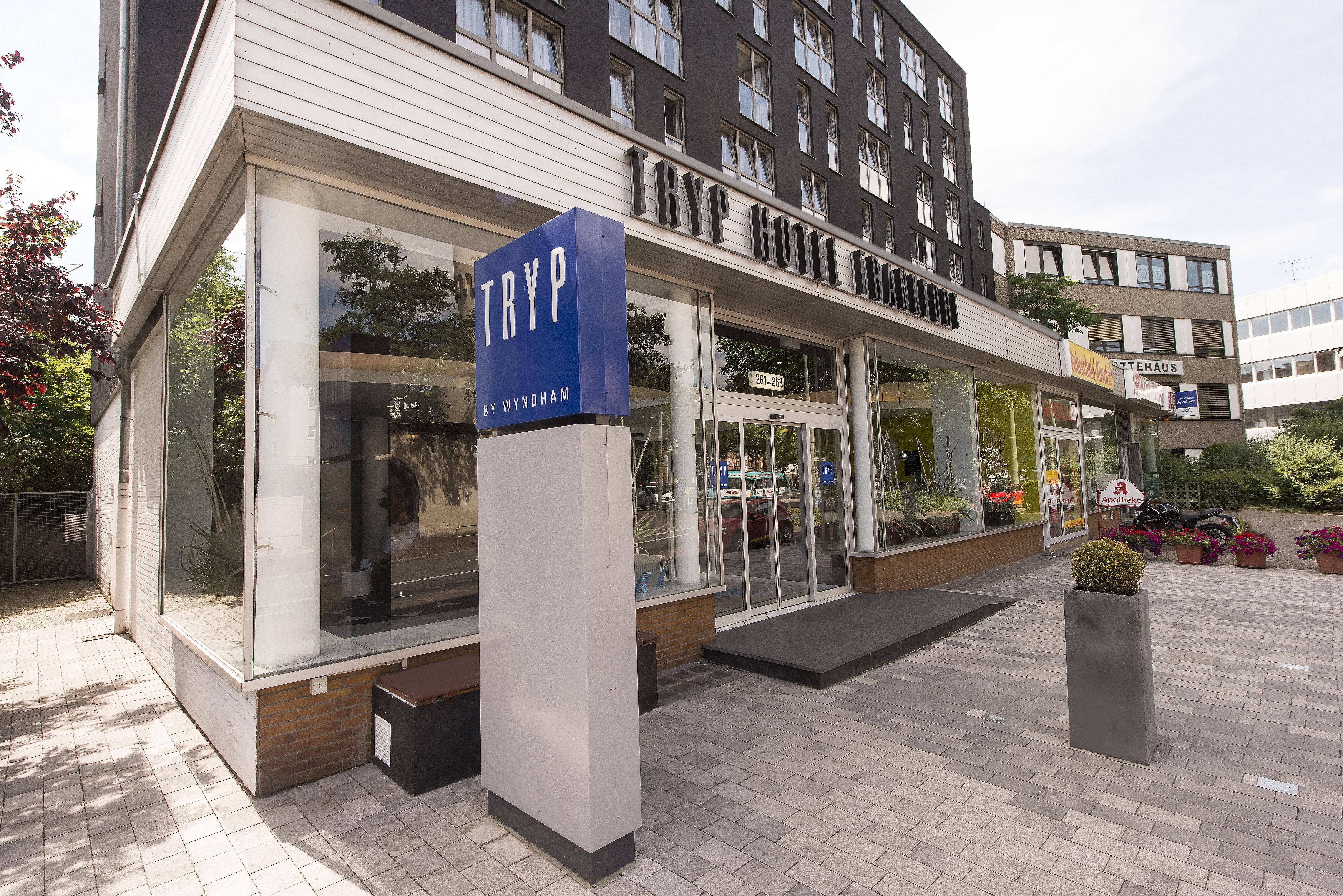 Tryp By Wyndham Frankfurt Hotell Frankfurt am Main Exteriör bild