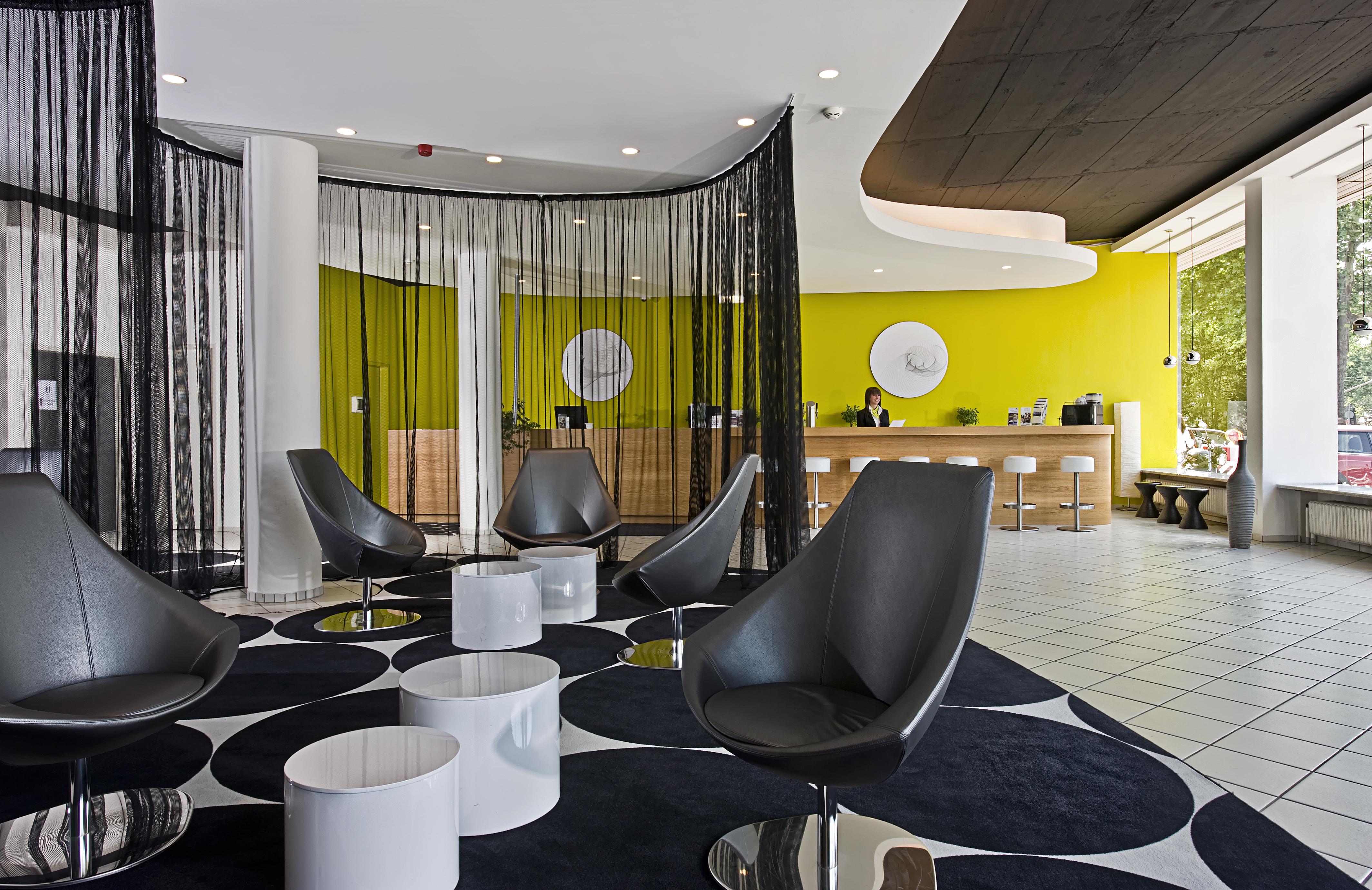 Tryp By Wyndham Frankfurt Hotell Frankfurt am Main Inreriör bild